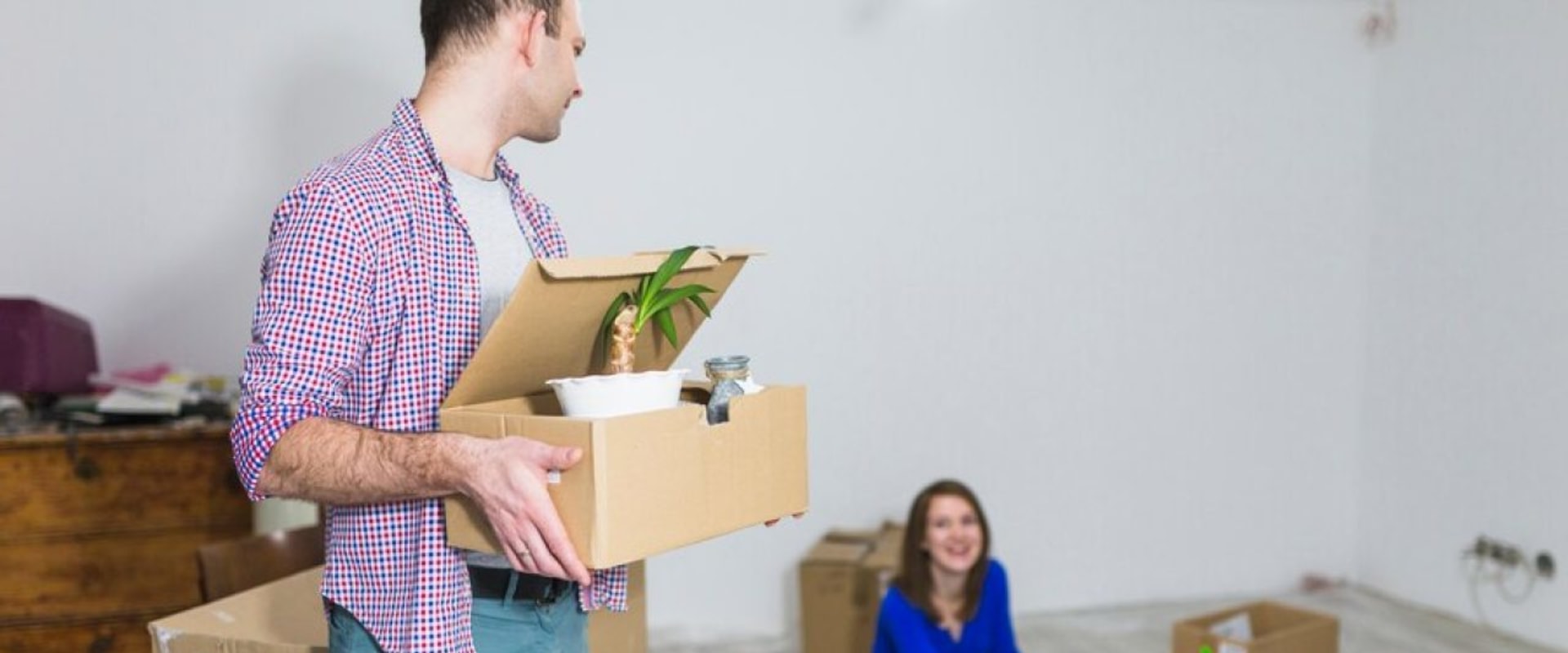 Gathering Packing Materials and Supplies: A Checklist for Moving